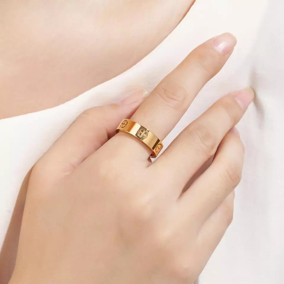CARTIER GOLD COLOR PLUS (3) Ring – Forget me not- Gold color