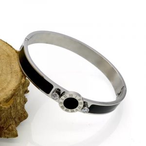 Bratara Venus numerals and crystal zircon