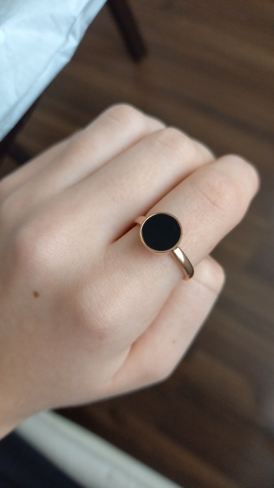POZA DE LA CLIENTA FERICITA (2) Ring – LB Jewelry ROSE GOLD/BLACK